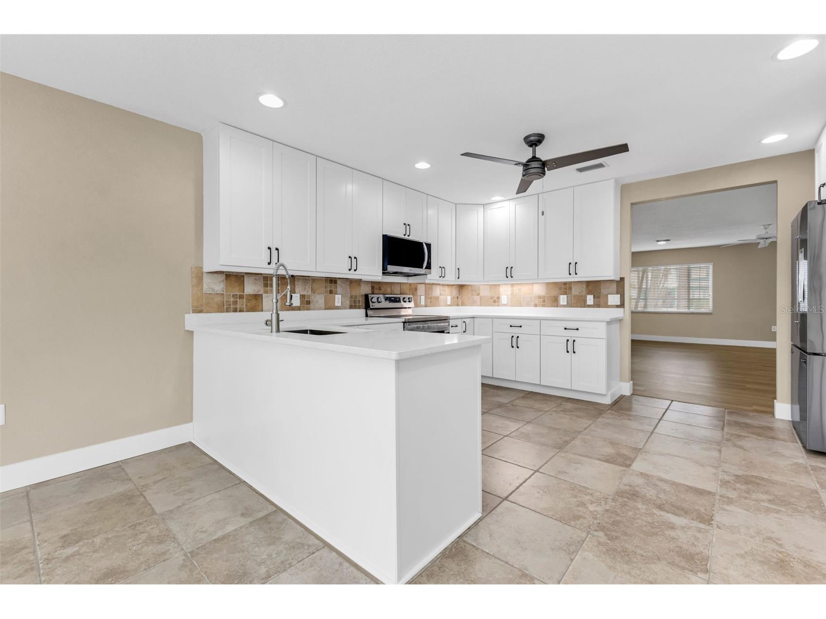 28401 Coco Palm Dr Punta Gorda FL 33982 C7524374 image31