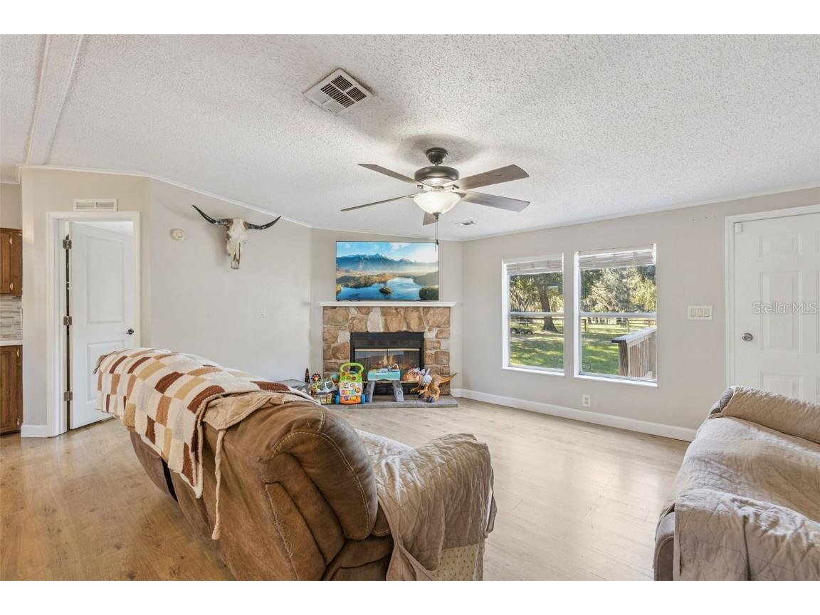 28405 SE 175th Street Umatilla FL 32784 O6353060 image5