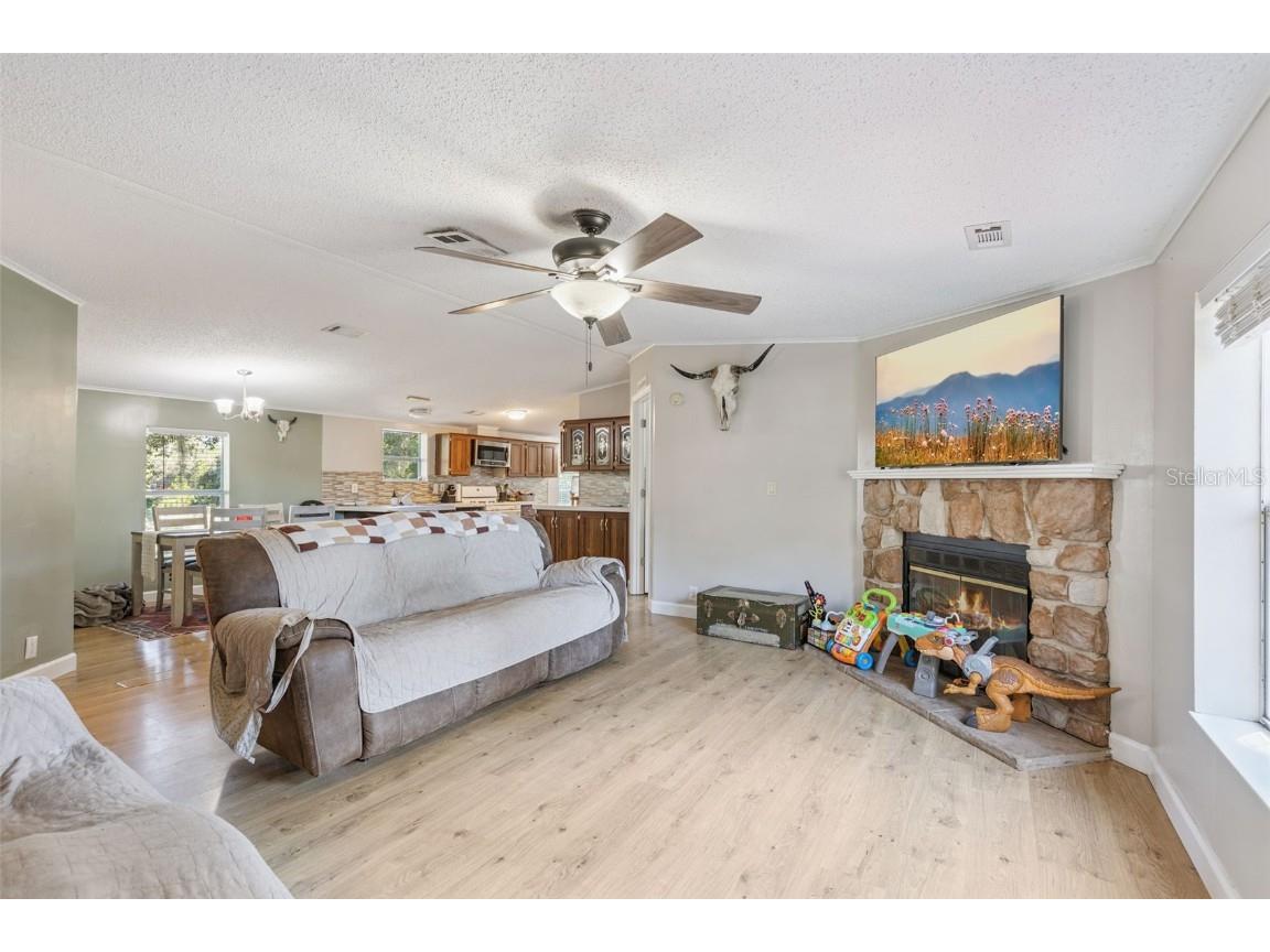 28405 SE 175th Street Umatilla FL 32784 O6353060 image6