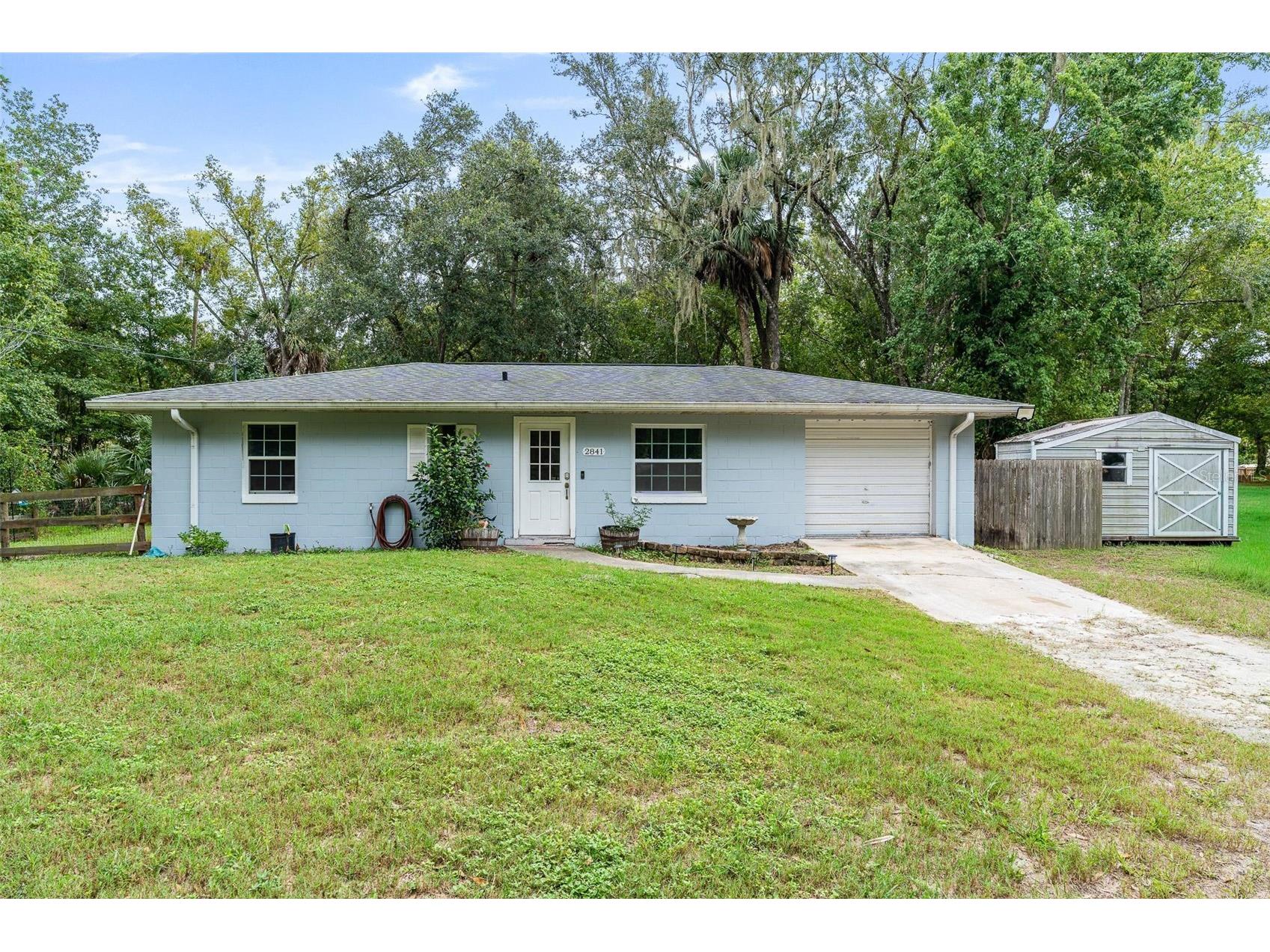 2841 Belinda Drive Deland FL 32720 V4945284 image37