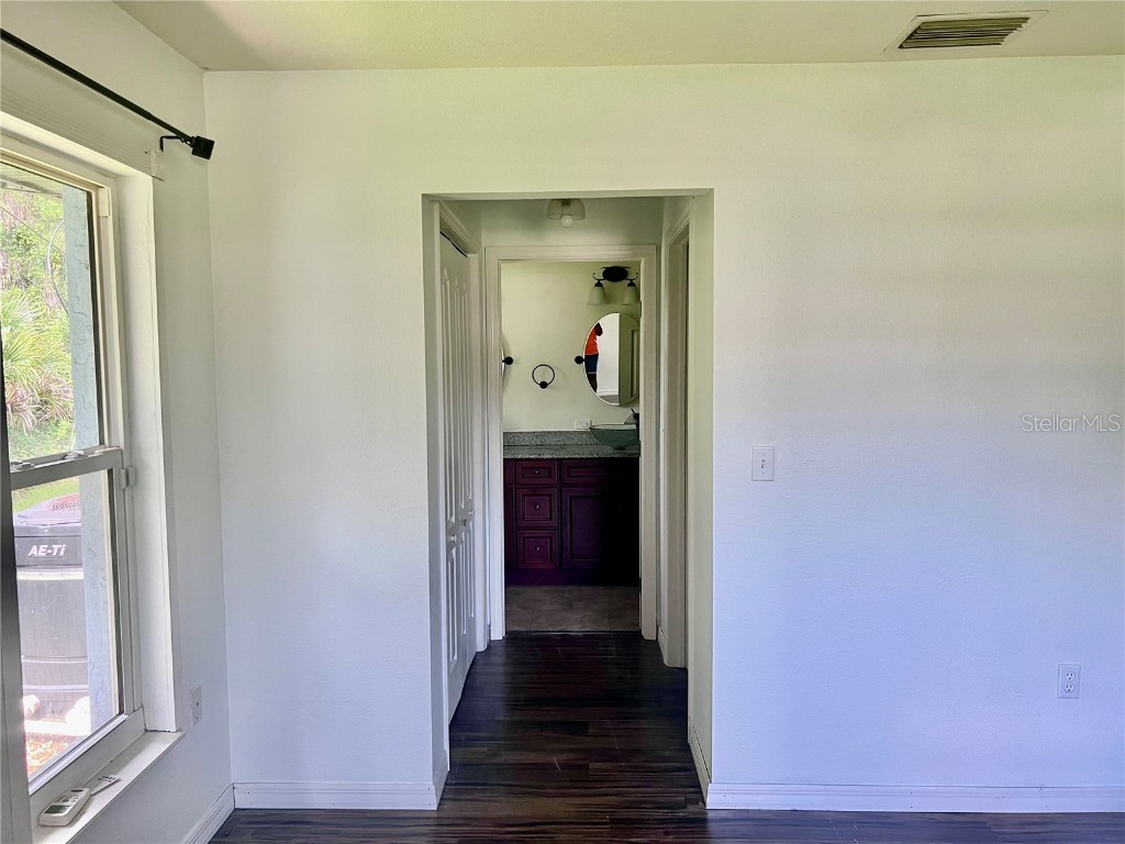 2841 S Cranberry Boulevard North Port FL 34286 TB8385659 image12