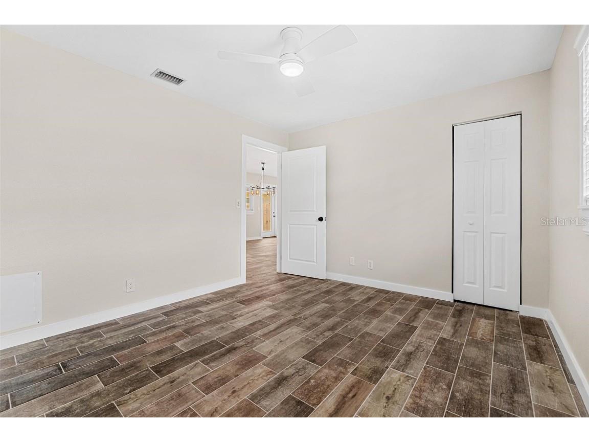 2842 16th Avenue N Saint Petersburg FL 33713 TB8426715 image25