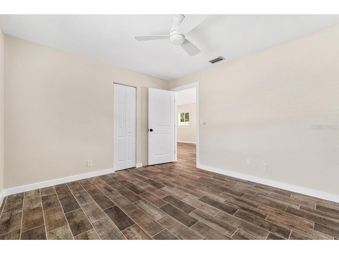 2842 16th Avenue N Saint Petersburg FL 33713 TB8426715 image27