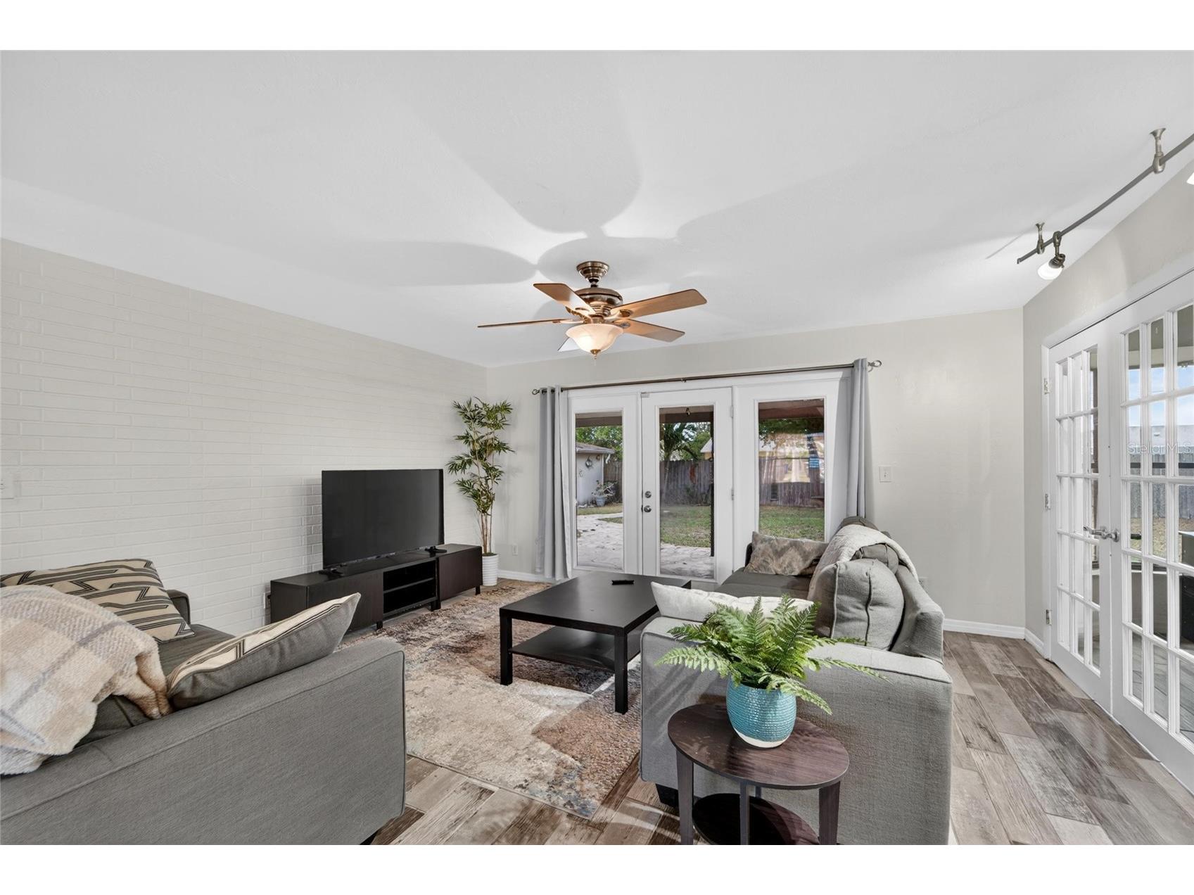 2842 61st Lane N Saint Petersburg FL 33710 TB8499446 image16