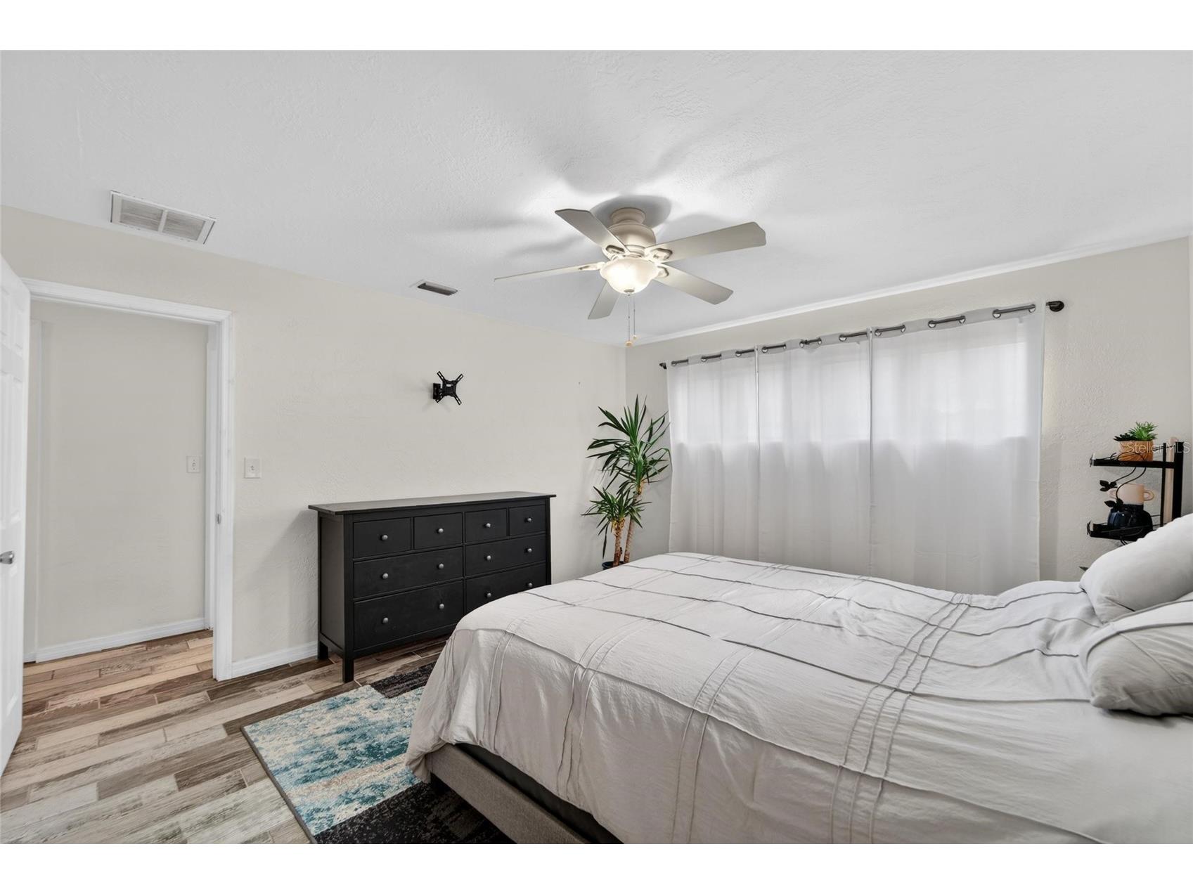 2842 61st Lane N Saint Petersburg FL 33710 TB8499446 image22