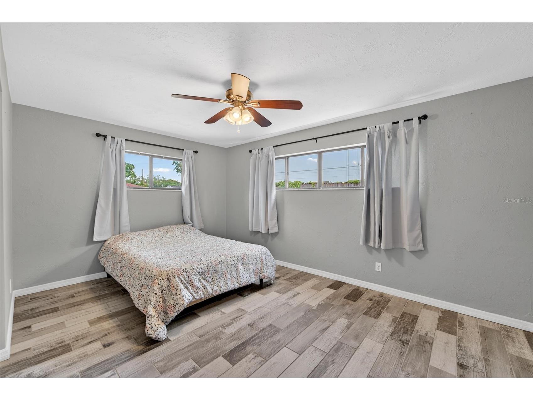 2842 61st Lane N Saint Petersburg FL 33710 TB8499446 image28