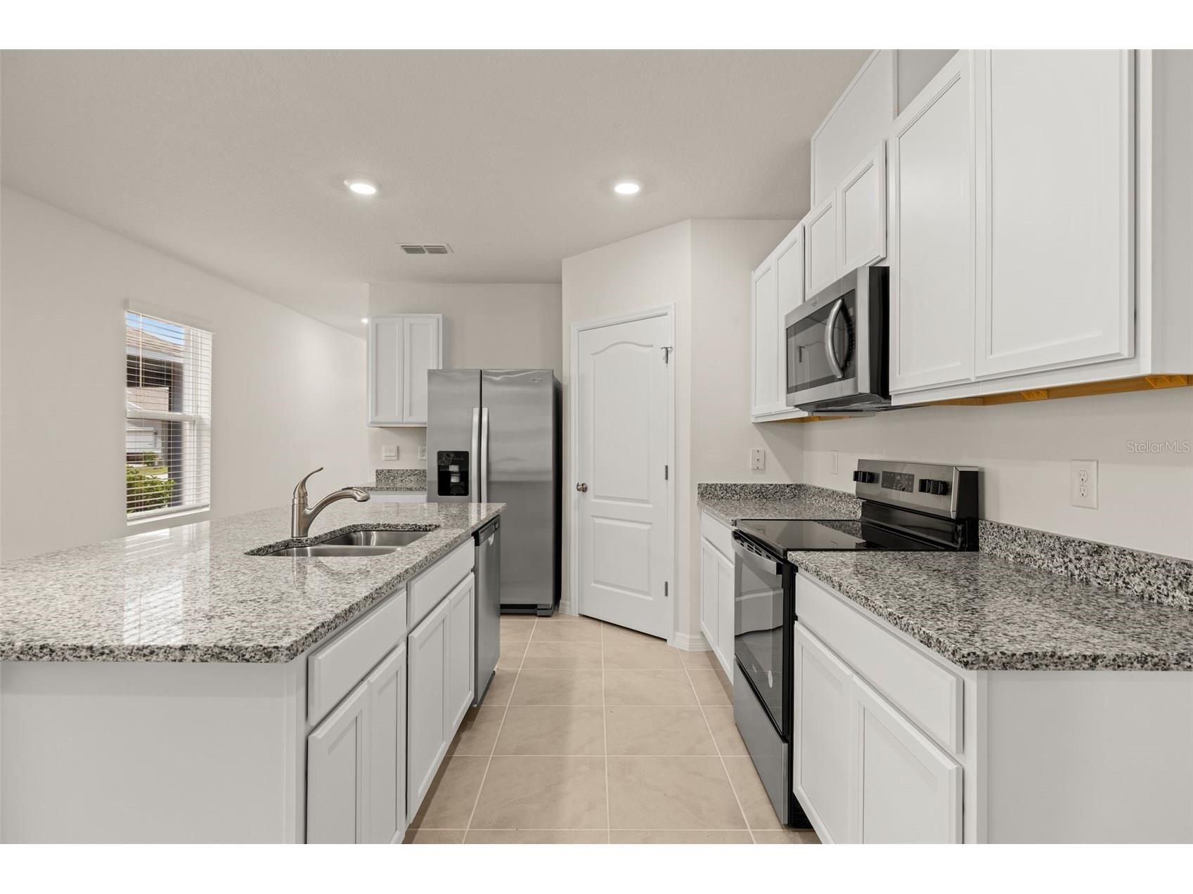 2842 Waterlily Way Kissimmee FL 34759 S5152672 image10