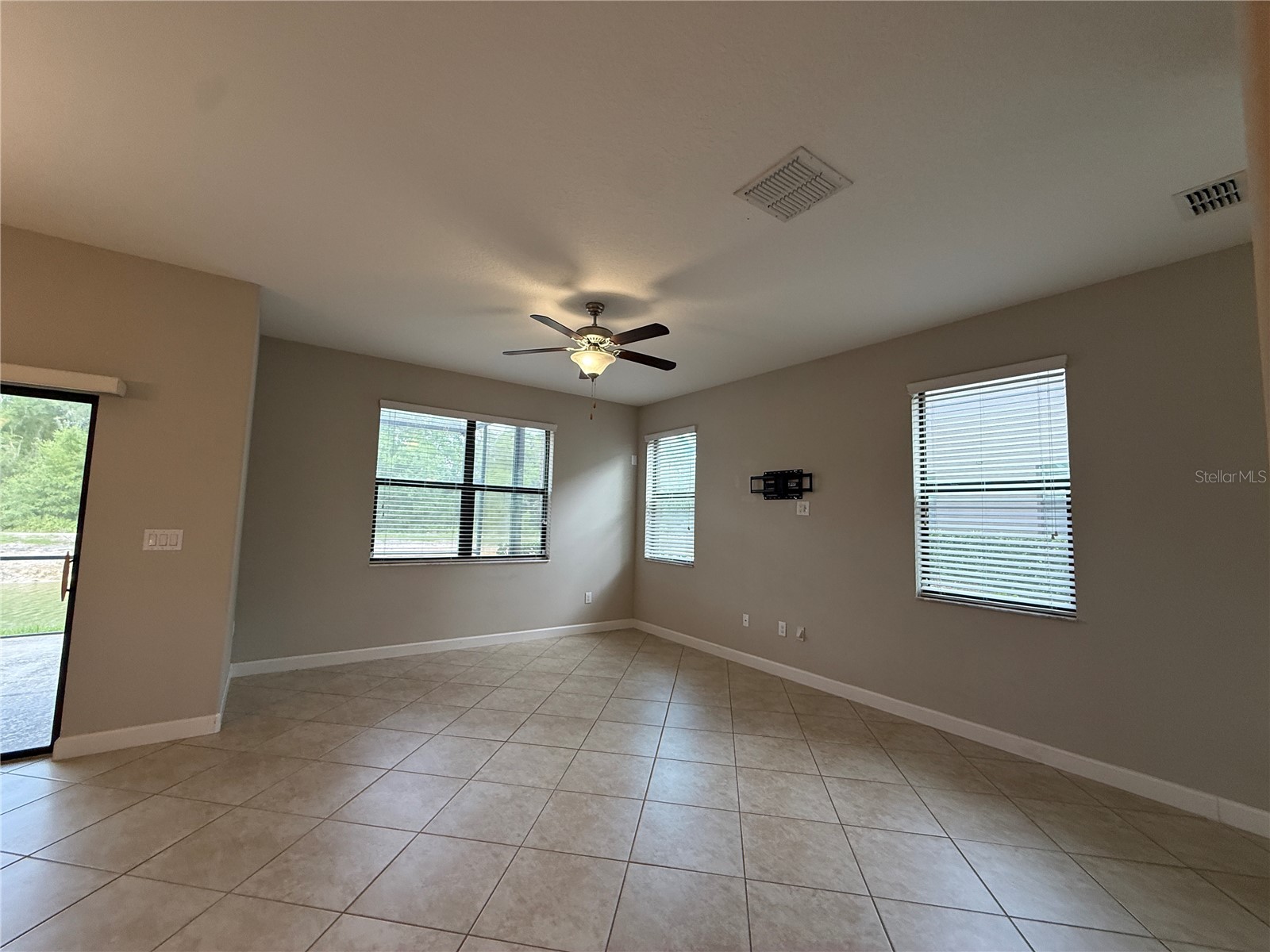 28423 Pleasant Bay Loop Wesley Chapel FL 33543 TB8531003 image6