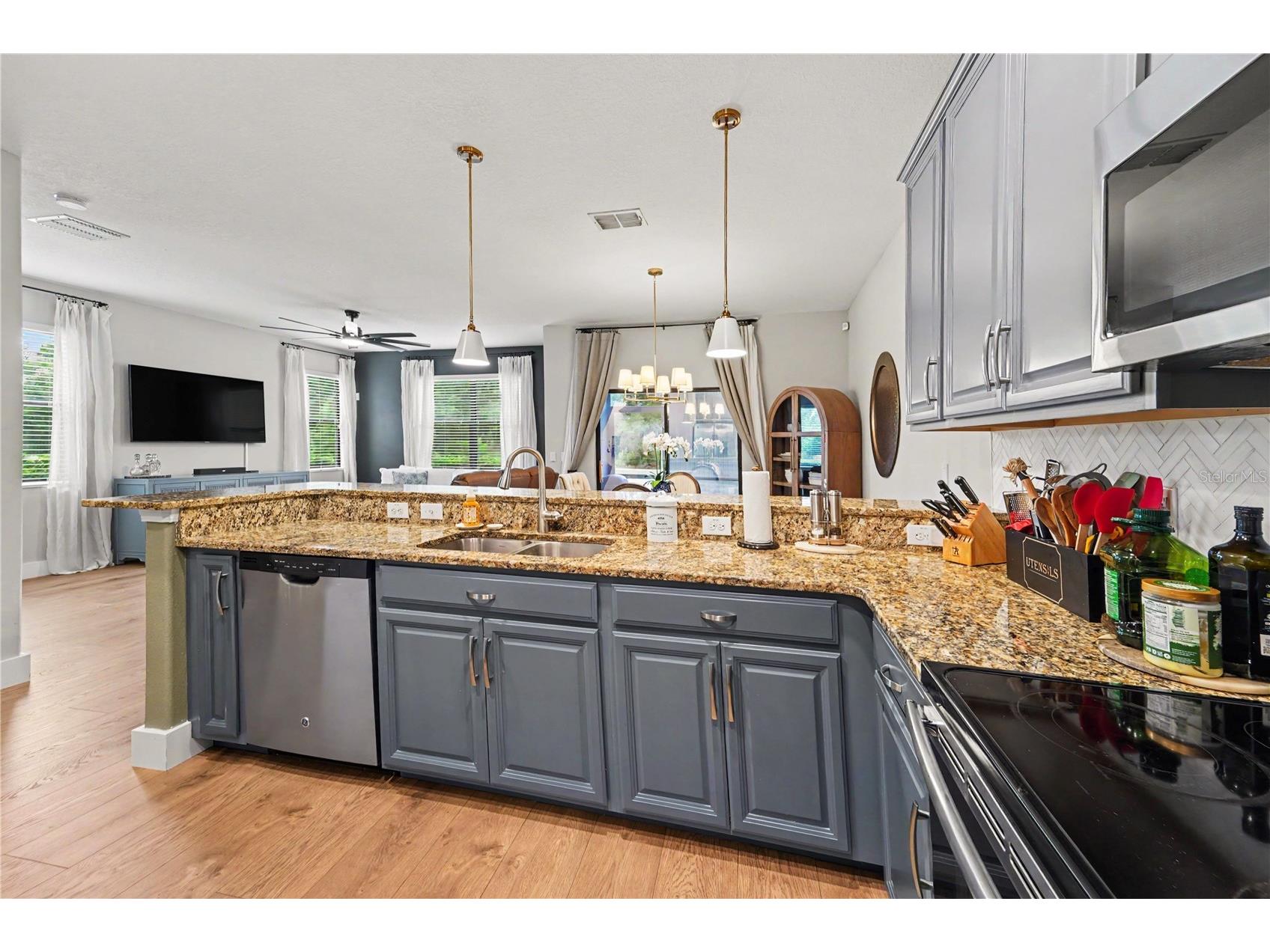 28425 Pleasant Bay Loop Wesley Chapel FL 33543 TB8523438 image9