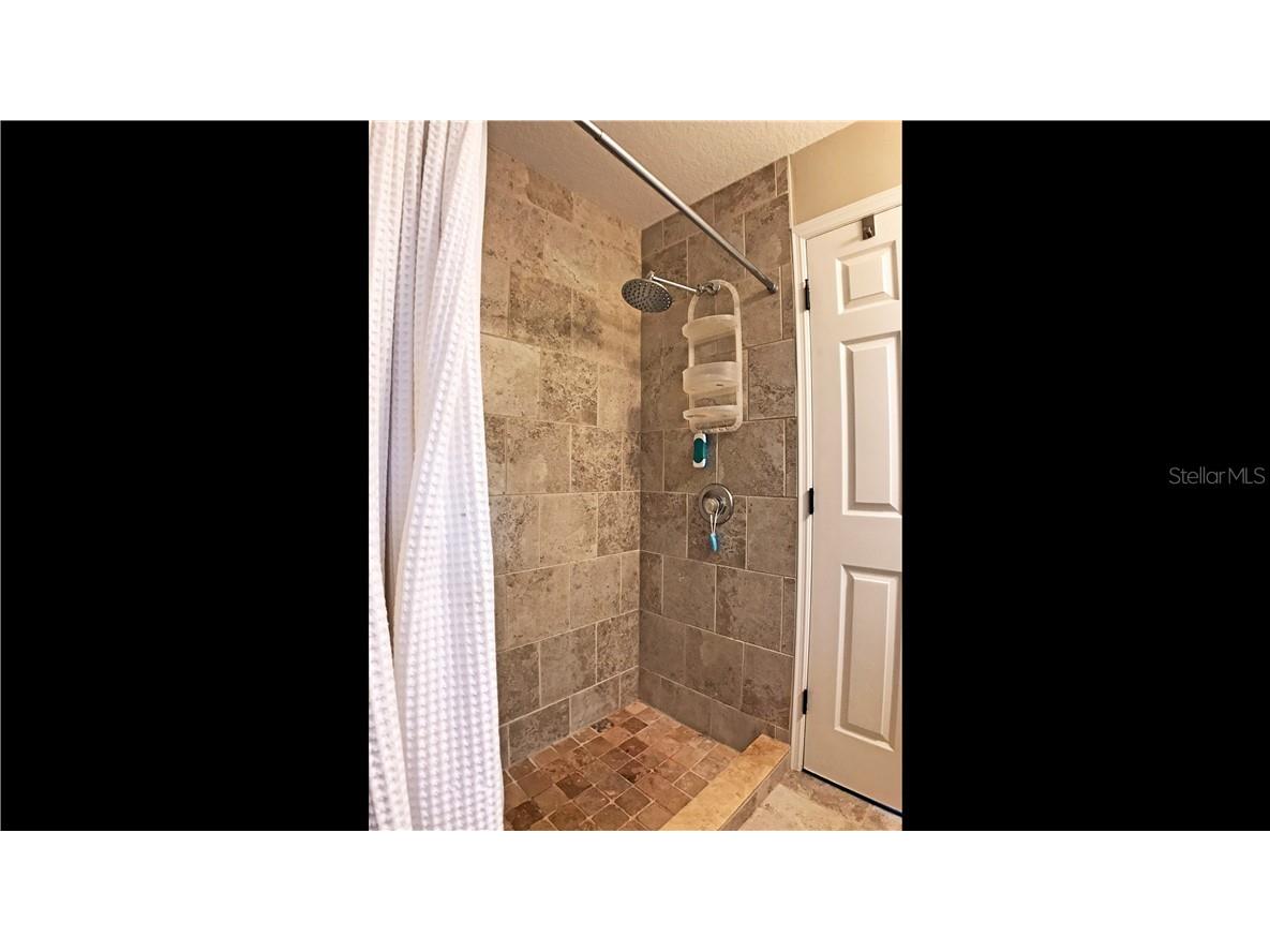 2843 New England Street Sarasota FL 34231 A4418022 image21