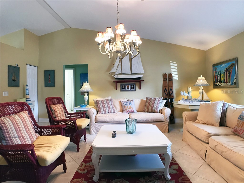 2843 New England Street Sarasota FL 34231 A4418022 image5