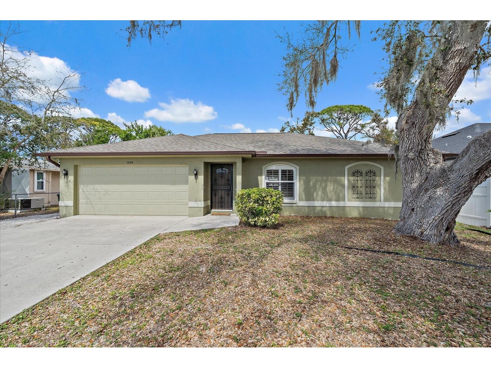 2843 New England Street Sarasota FL 34231 A4685234 image1