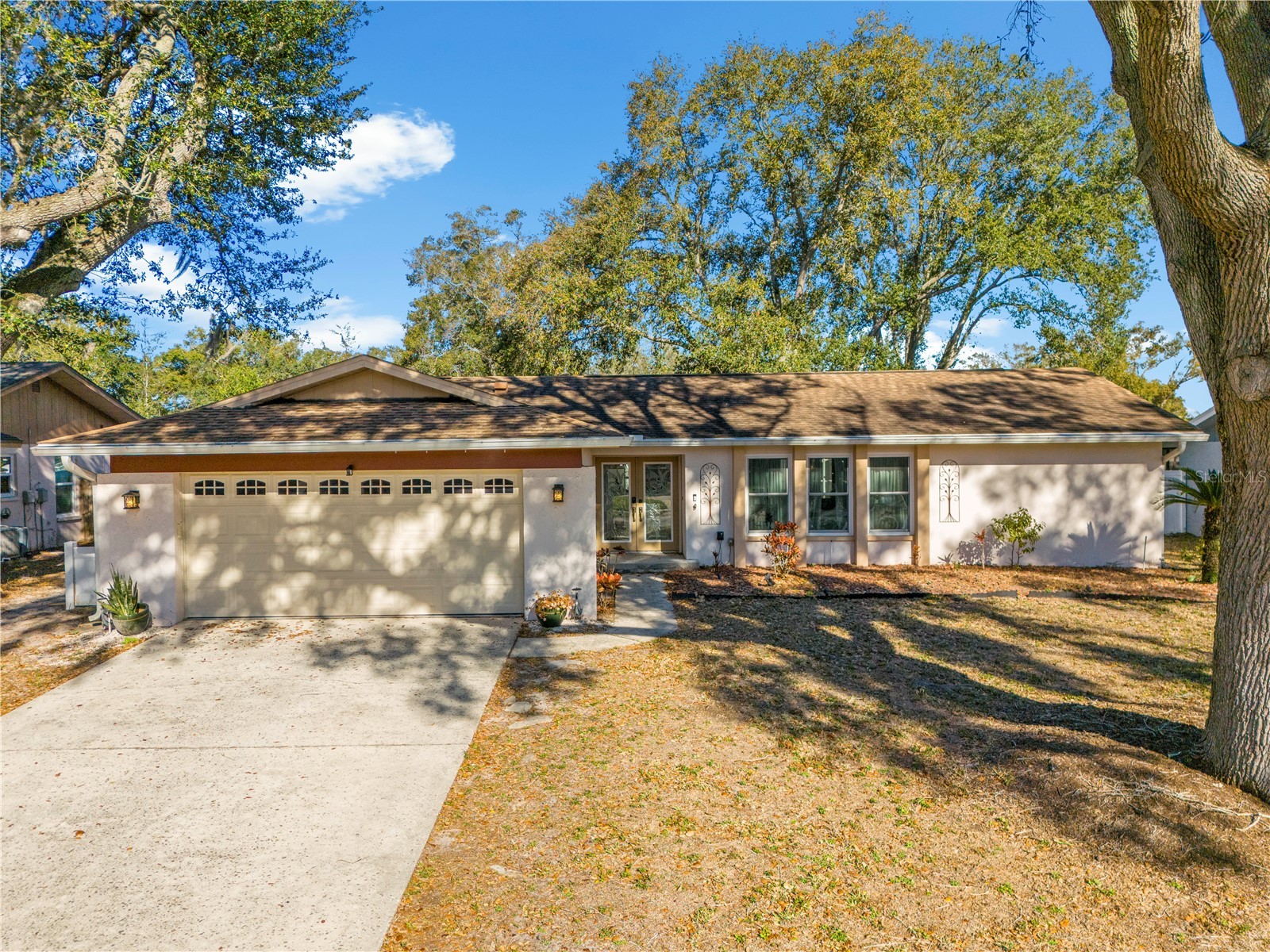 2843 Oak Tree Lane Palm Harbor FL 34684 V4947063 image1