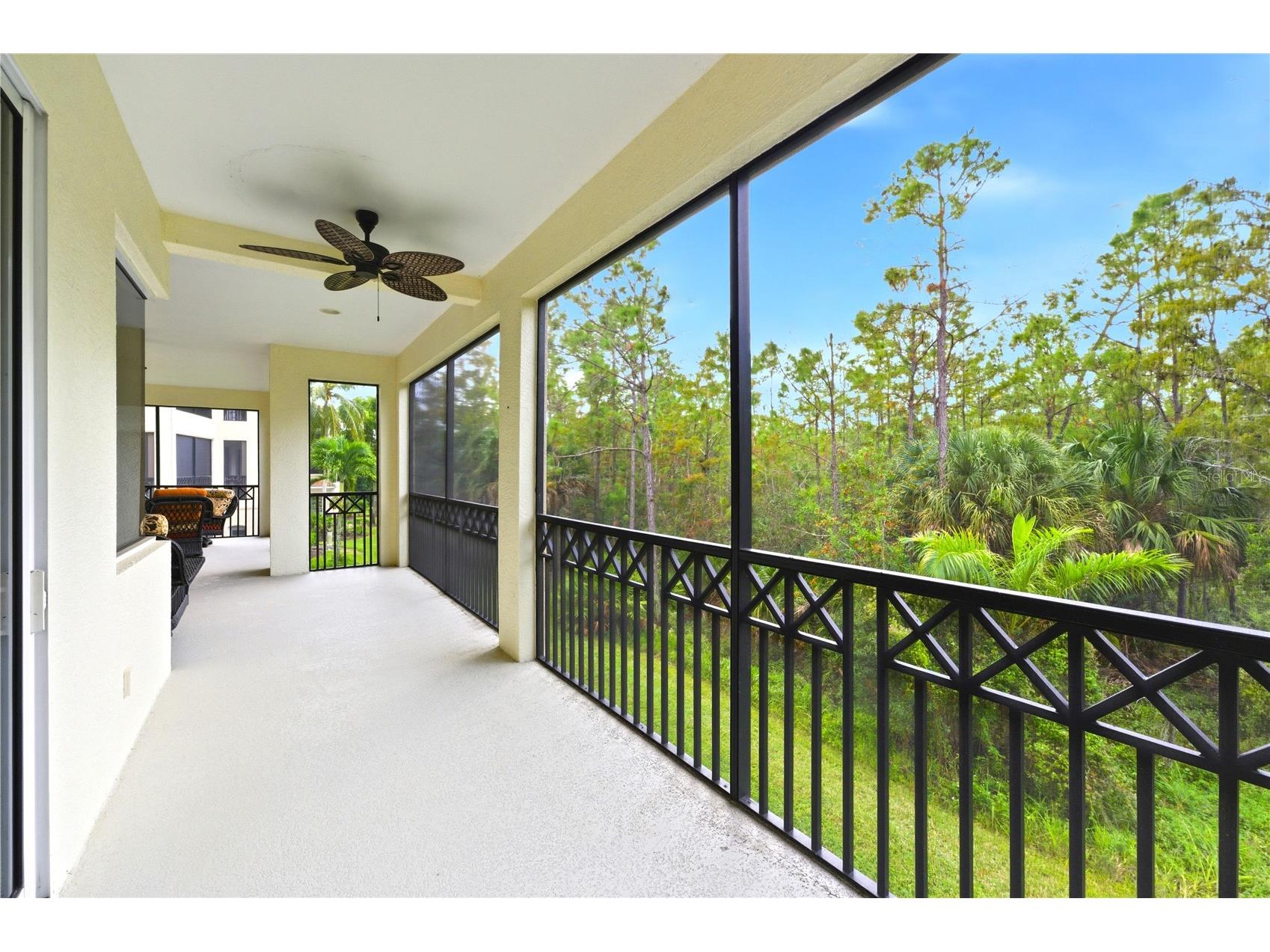 2843 Tiburon Boulevard E #7-102 Naples FL 34109 A4692929 image10