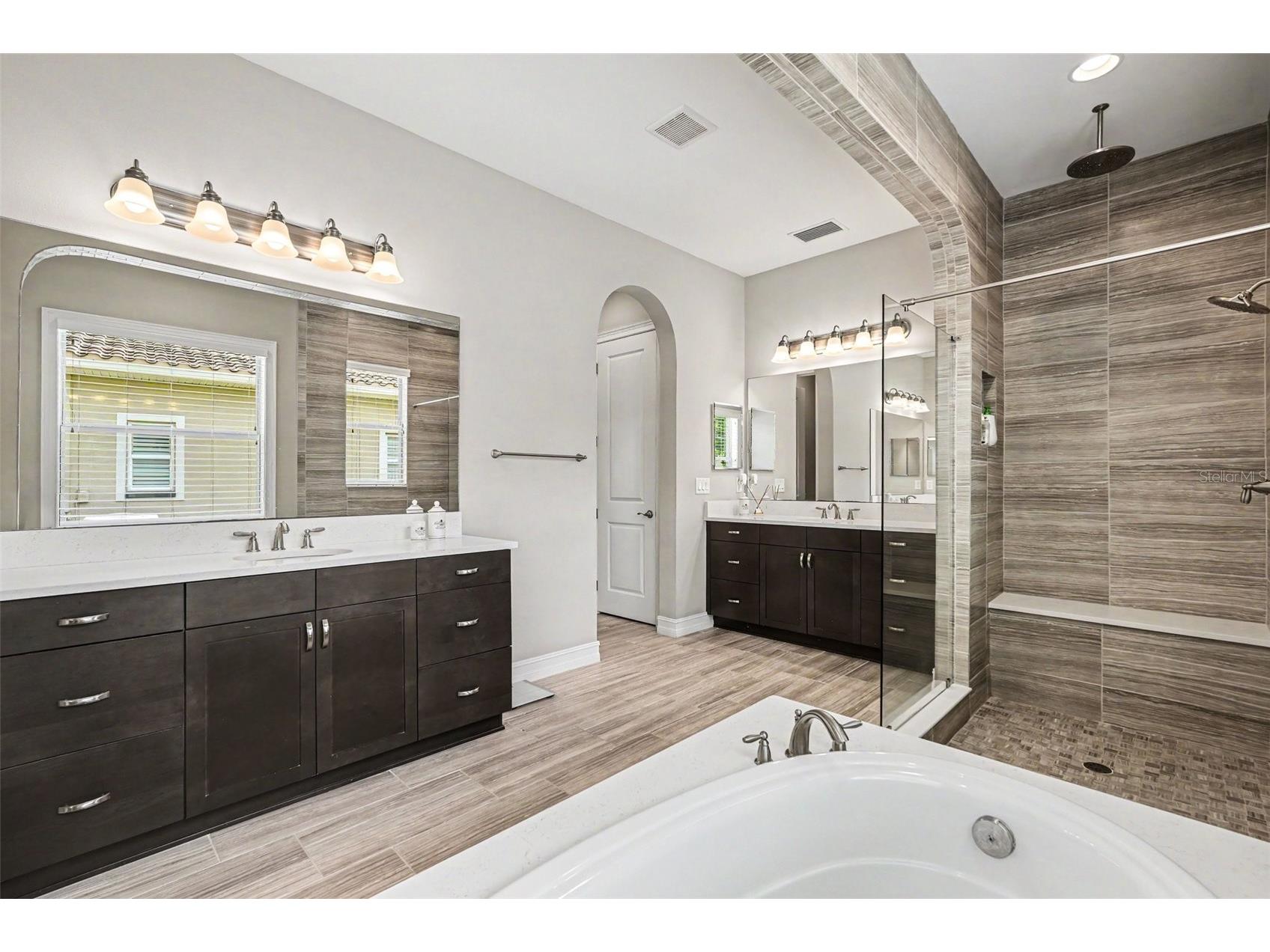 28446 Corbara Place Wesley Chapel FL 33543 TB8508626 image23