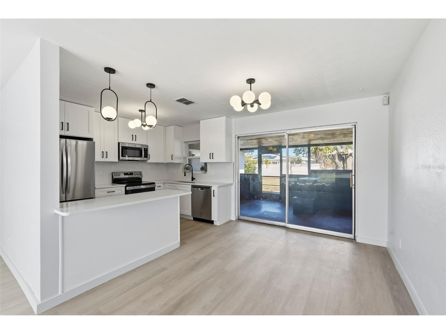 2845 64th Terrace S Saint Petersburg FL 33712 TB8472109 image5