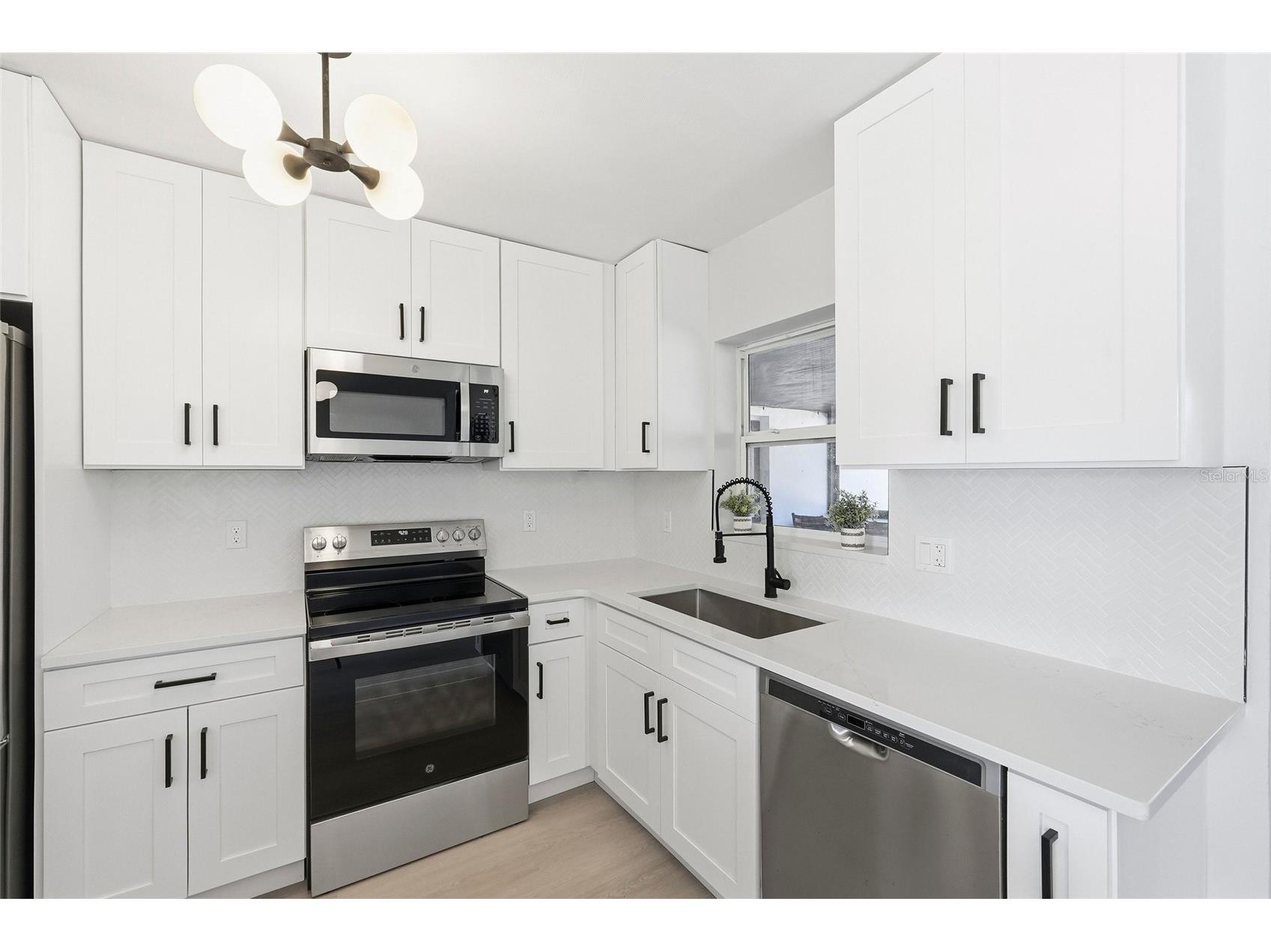 2845 64th Terrace S Saint Petersburg FL 33712 TB8472109 image6