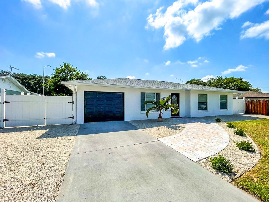 2845 Indianwood Drive Sarasota FL 34232 A4622934 image1