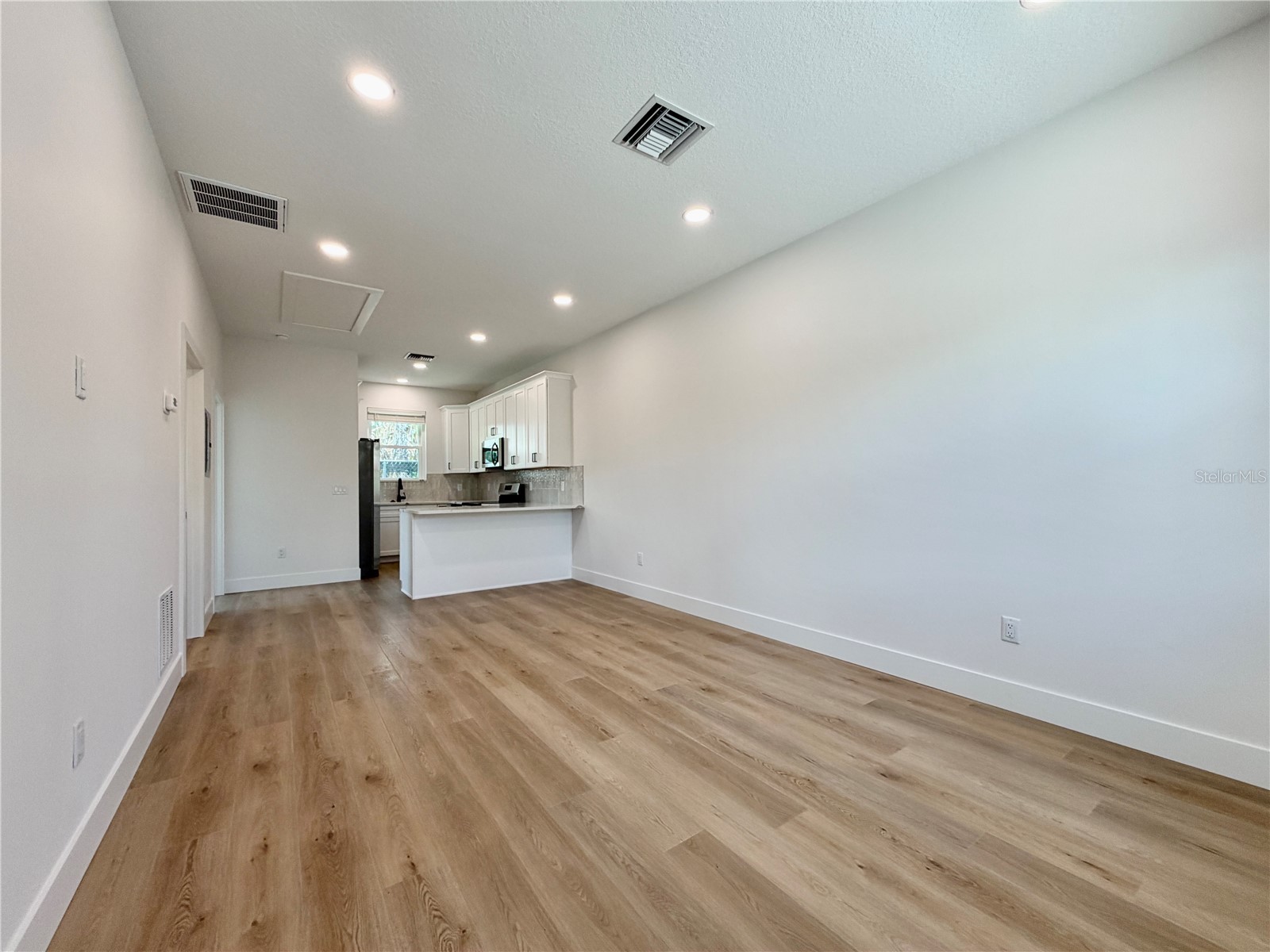 2846 30th Avenue N Saint Petersburg FL 33713 TB8510704 image3