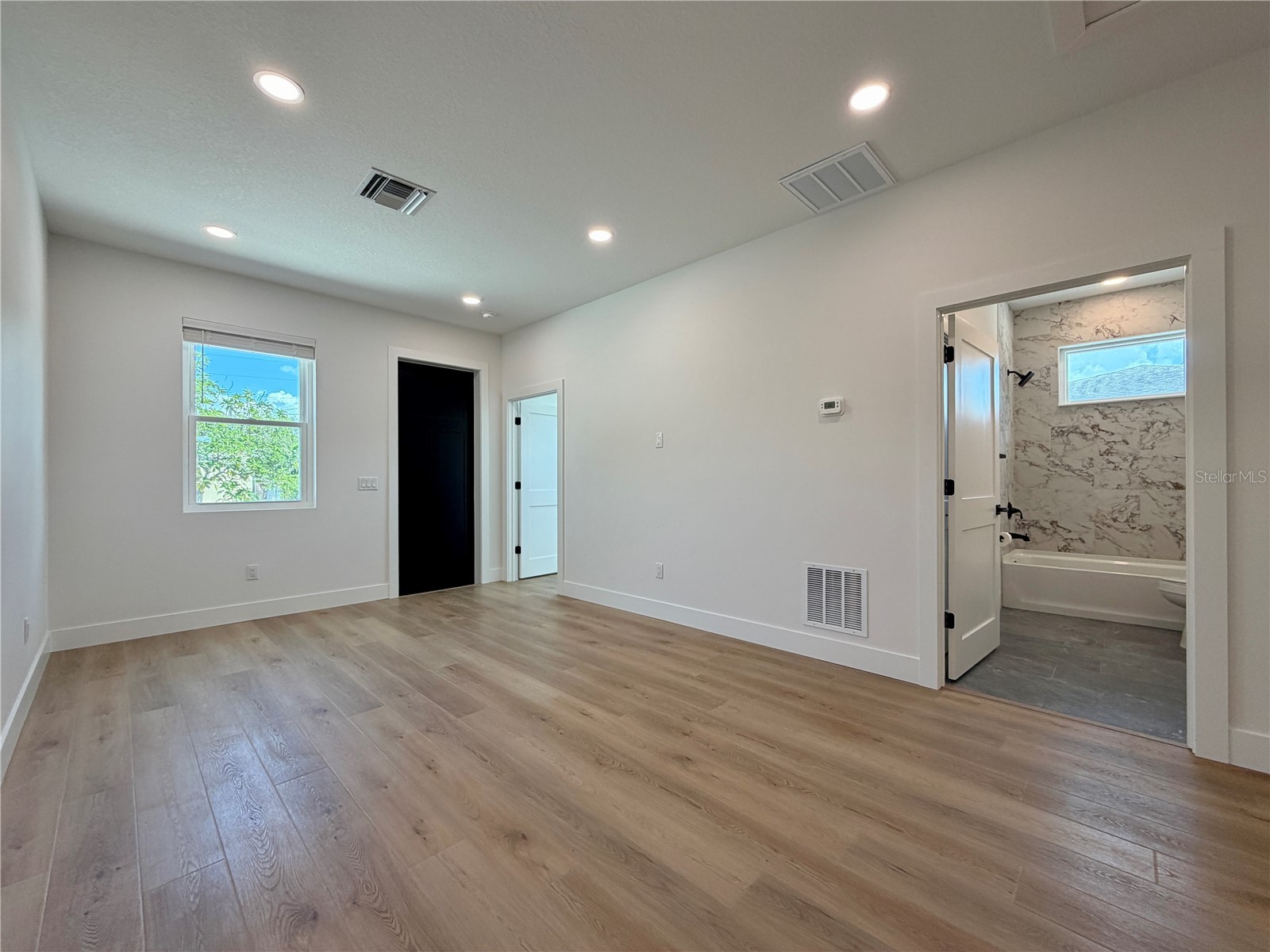 2846 30th Avenue N Saint Petersburg FL 33713 TB8510704 image5