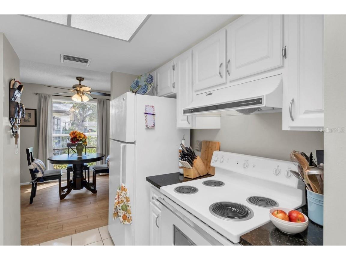 2846 Highlands Boulevard #D Palm Harbor FL 34684 TB8438449 image11