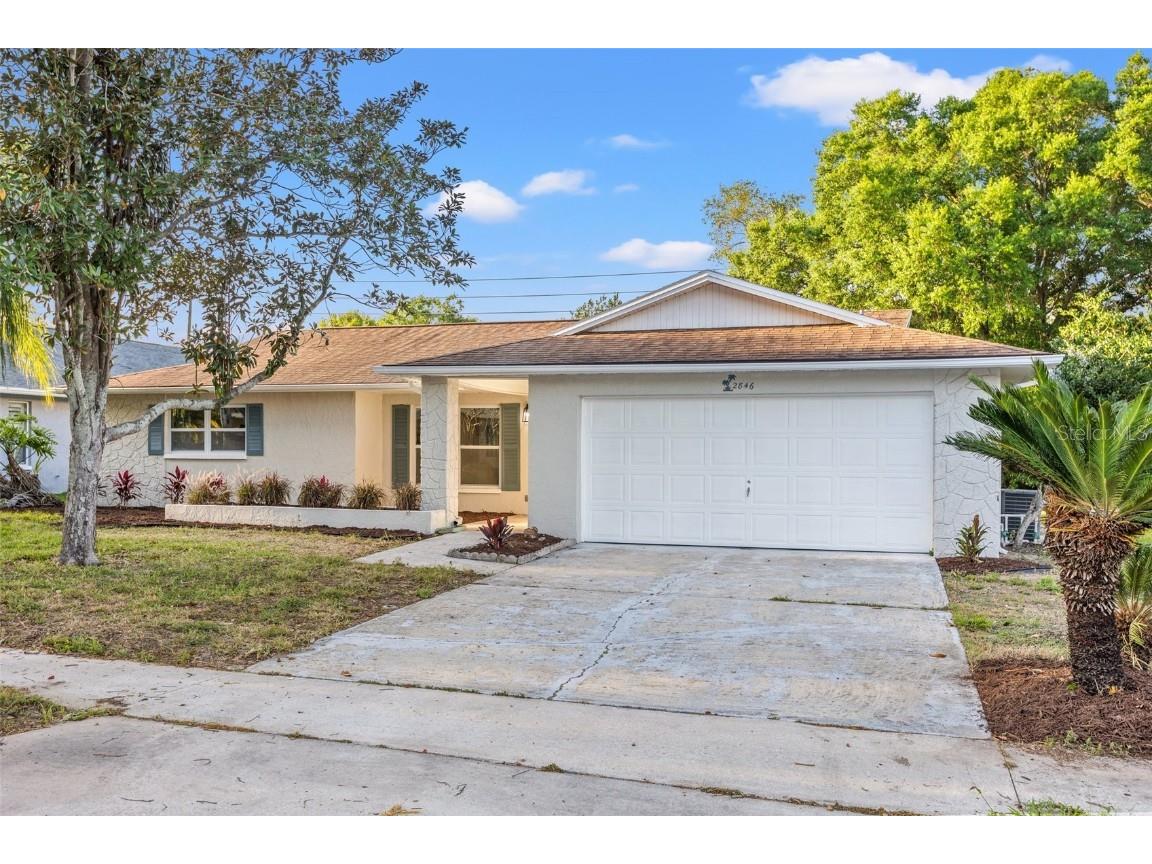 2846 Thistle Court N Palm Harbor FL 34684 - LAKE TARPON U8195171 image1