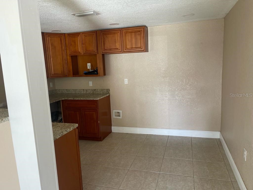 2847 W Harwood Avenue Orlando FL 32805 O6162243 image1