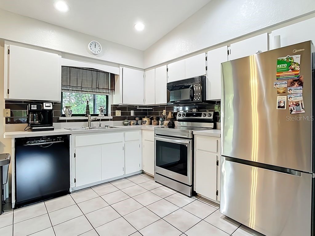 28474 Coco Palm Drive Punta Gorda FL 33982 C7514817 image8