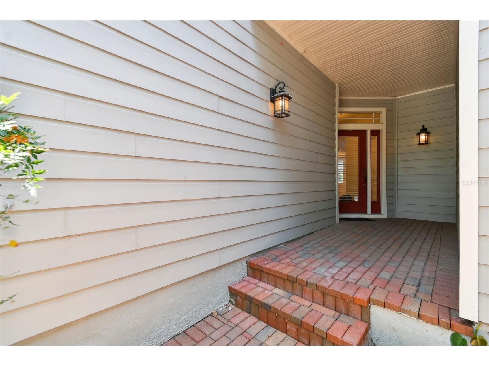 2848 Bayshore Trails Drive Tampa FL 33611 U8245920 image3