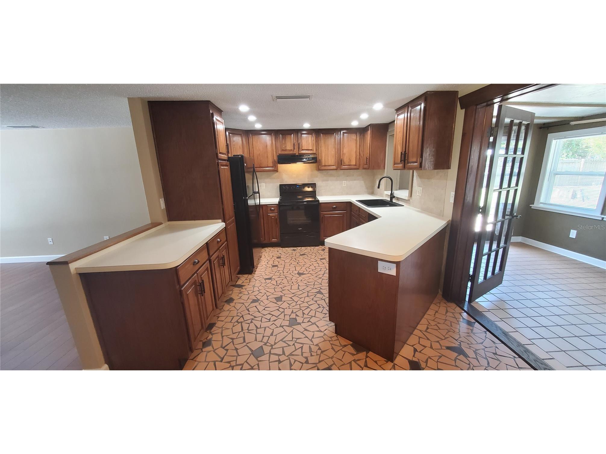 2848 E Mark Drive Sarasota FL 34232 R4911198 image4