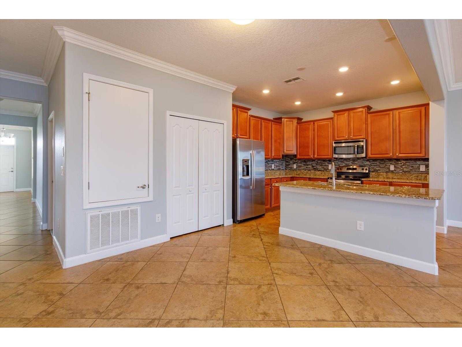 2848 Youngford Street Orlando FL 32824 O6404730 image18