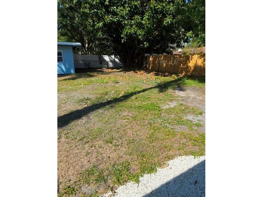 2849 Marlette Street Sarasota FL 34231 A4687402 image15