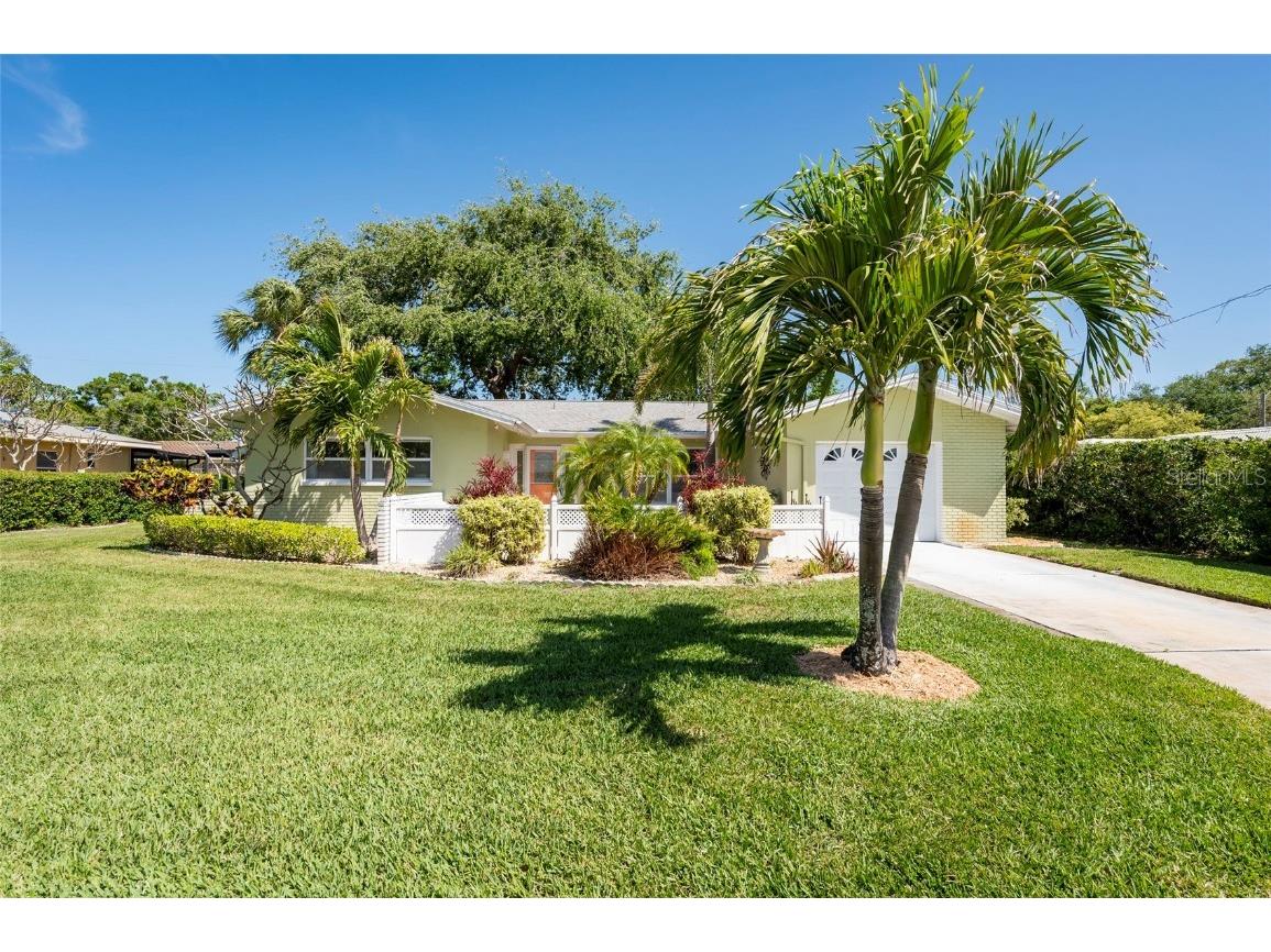 2849 Sunset Boulevard Belleair Bluffs FL 33770 TB8369246 image1