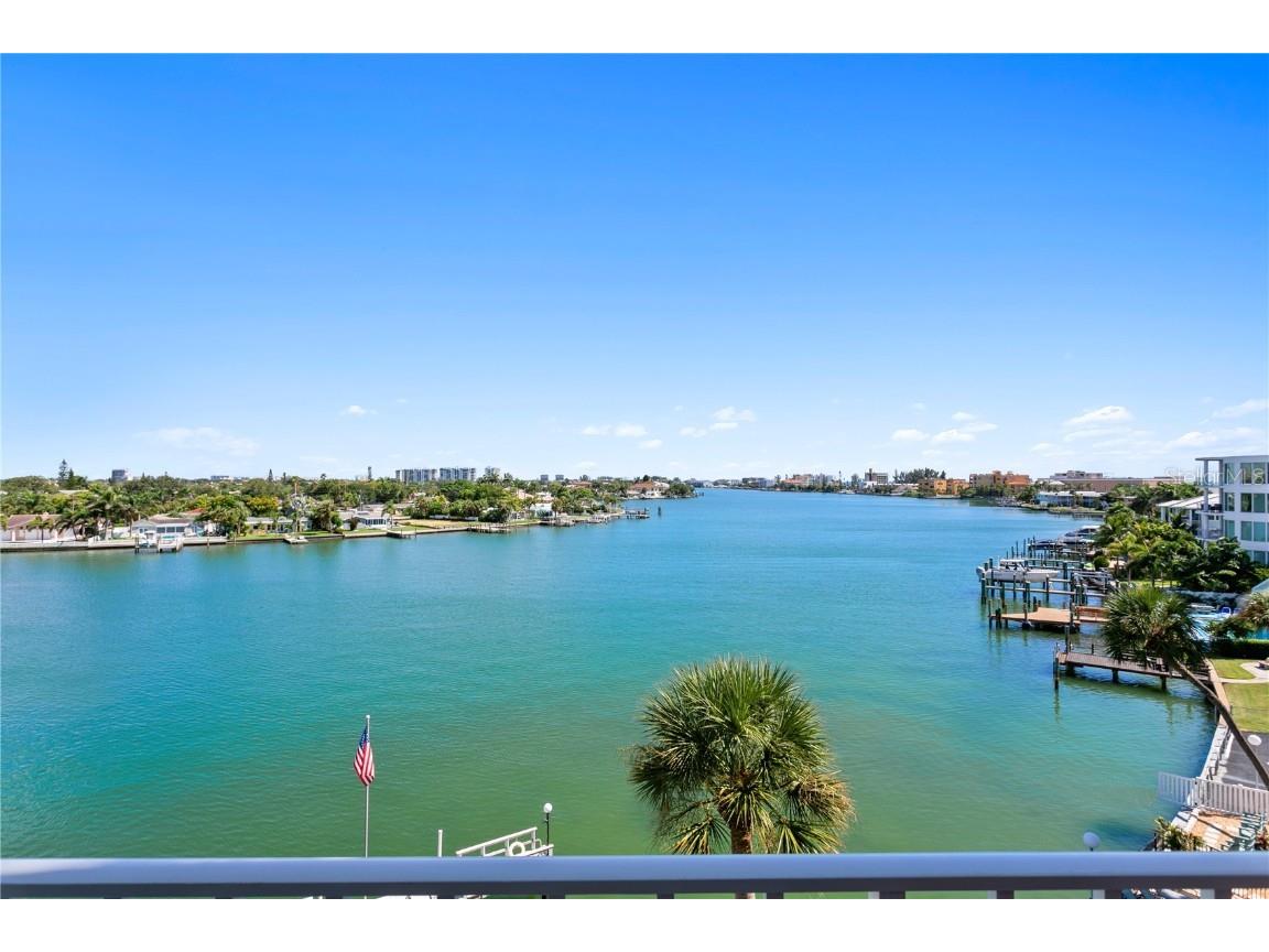 285 107th Avenue #501 Treasure Island FL 33706 - BOCA CIEGA BAY U8208891 image1
