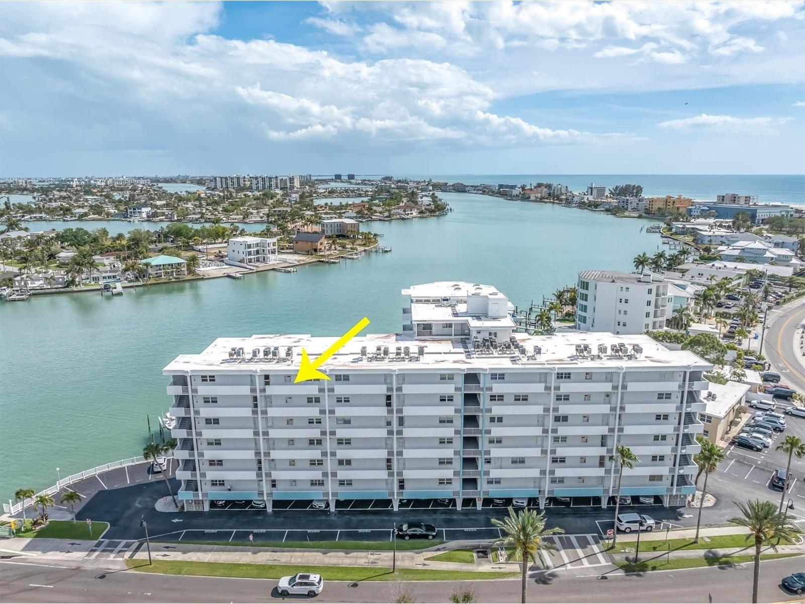285 107th Avenue #701 Treasure Island FL 33706 TB8493449 image1