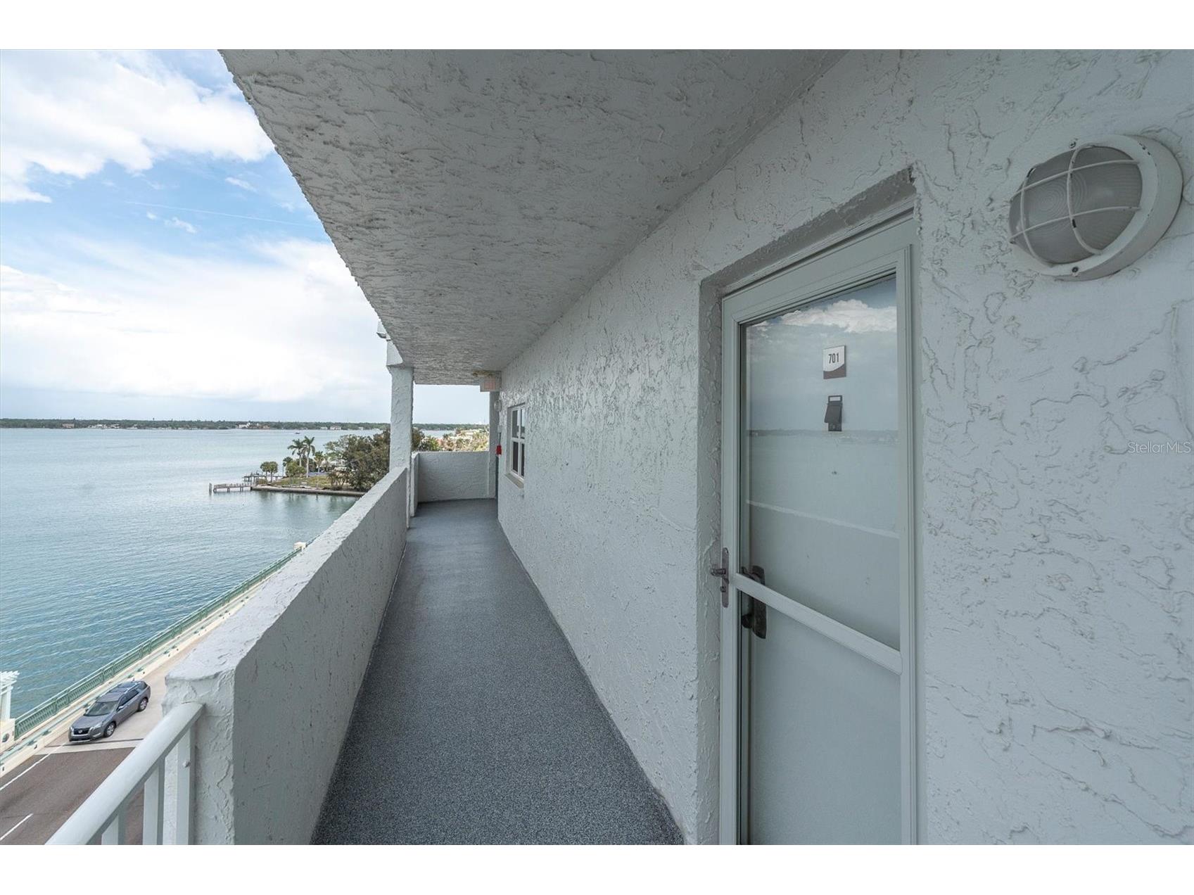 285 107th Avenue #701 Treasure Island FL 33706 TB8493449 image2