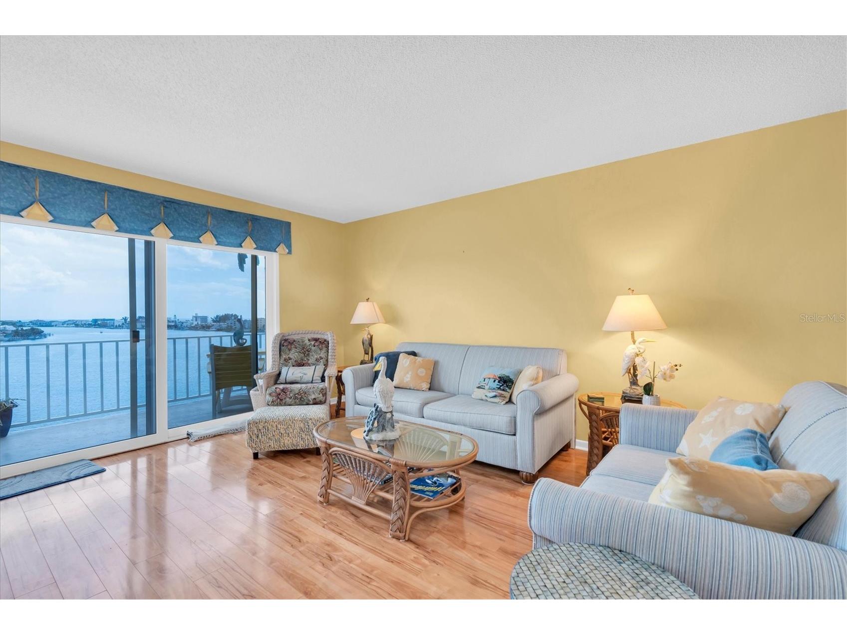 285 107th Avenue #701 Treasure Island FL 33706 TB8493449 image6