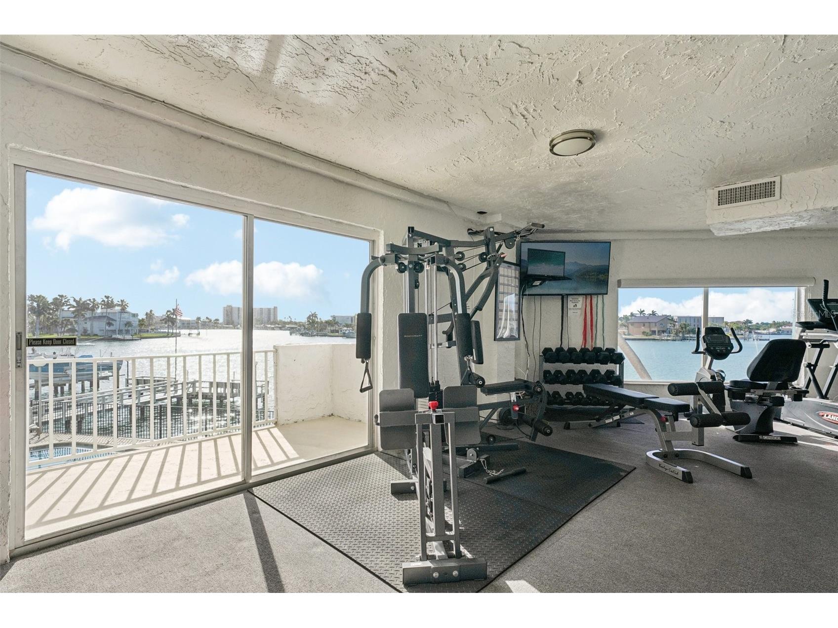 285 107th Avenue #708 Treasure Island FL 33706 TB8493931 image46
