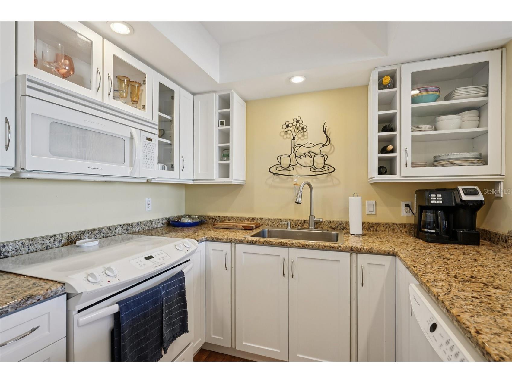 285 107th Avenue #708 Treasure Island FL 33706 TB8493931 image7