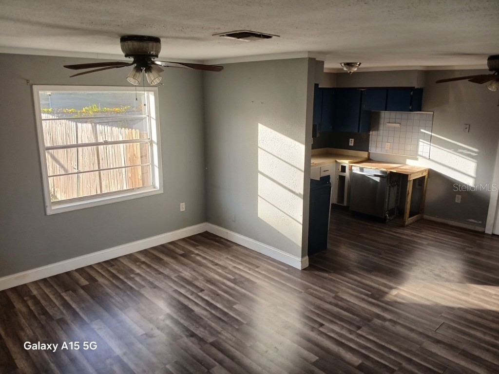 285 E Lake Street Umatilla FL 32784 O6369421 image7