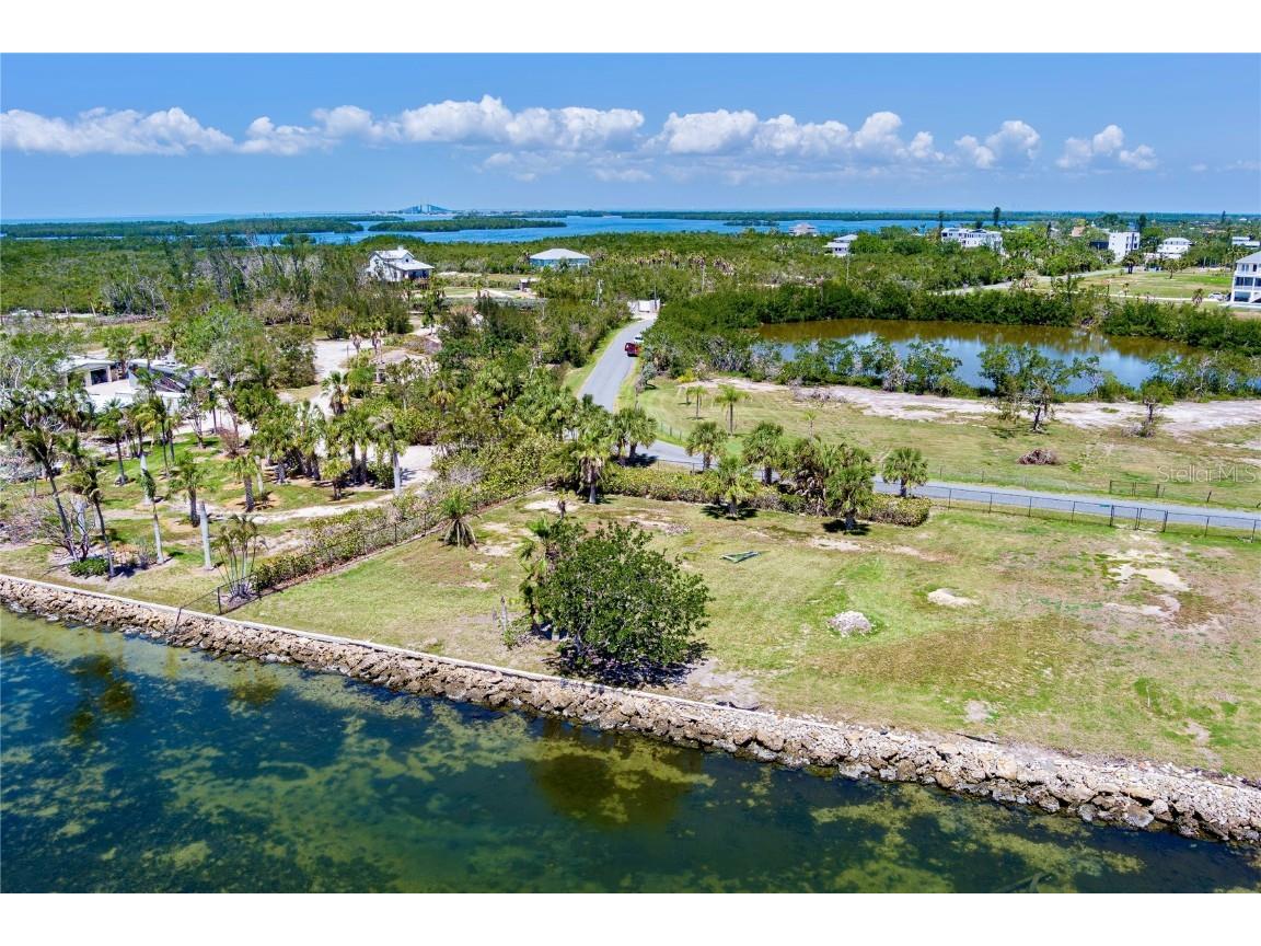 285 Horseshoe Loop Road Terra Ceia FL 34250 A4648773 image7