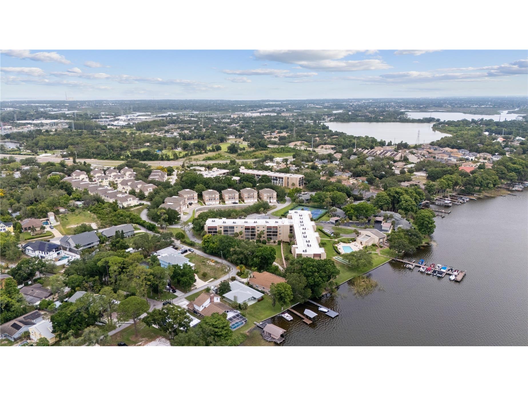 285 Lakeview Drive Tarpon Springs FL 34689 - LAKE TARPON TB8519274 image50