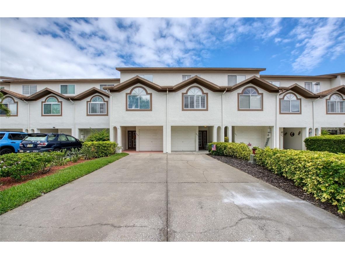 285 Madeira Circle Tierra Verde FL 33715 - TAMPA BAY TB8443744 image4