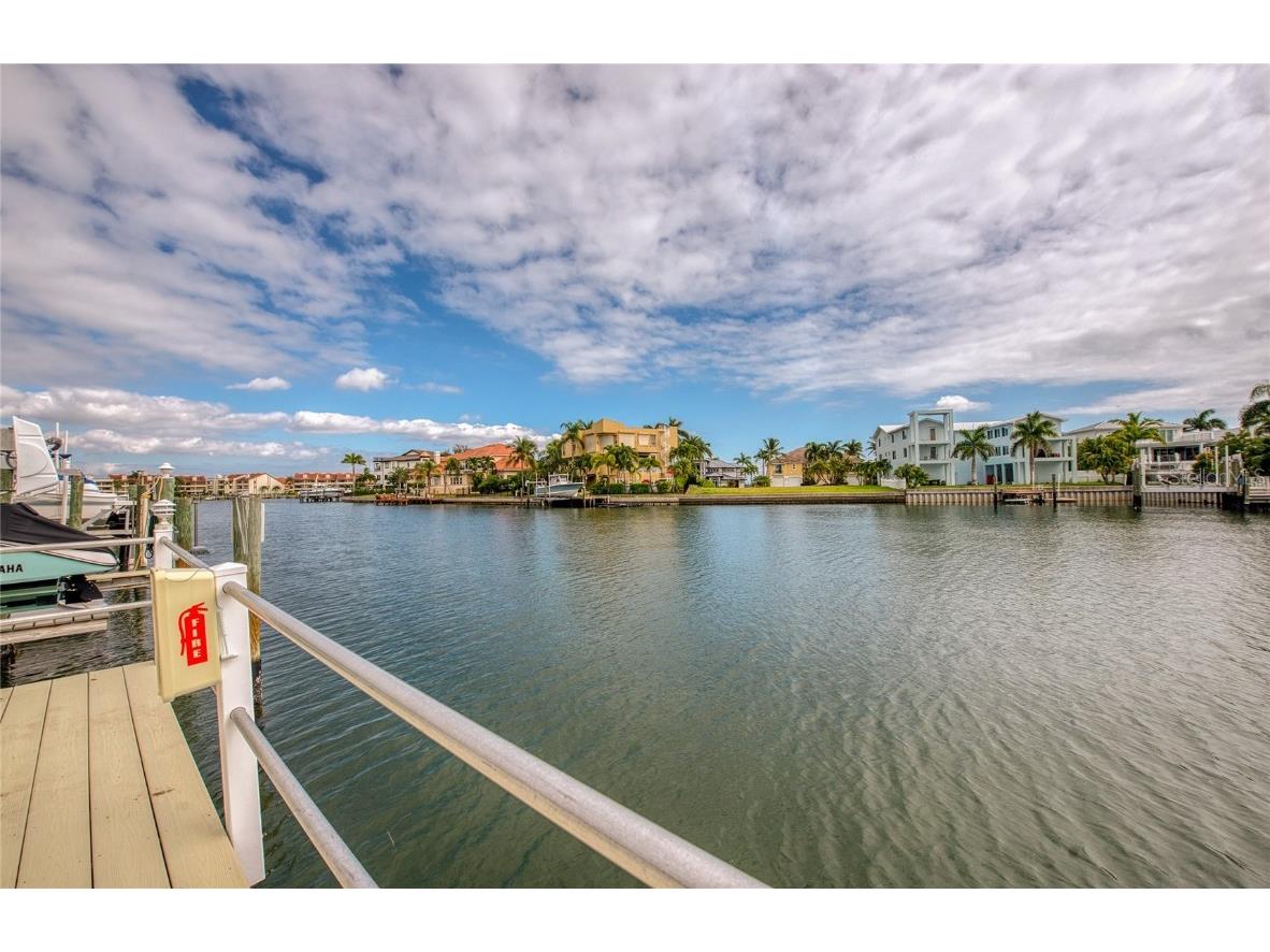 285 Madeira Circle Tierra Verde FL 33715 - TAMPA BAY TB8443744 image48