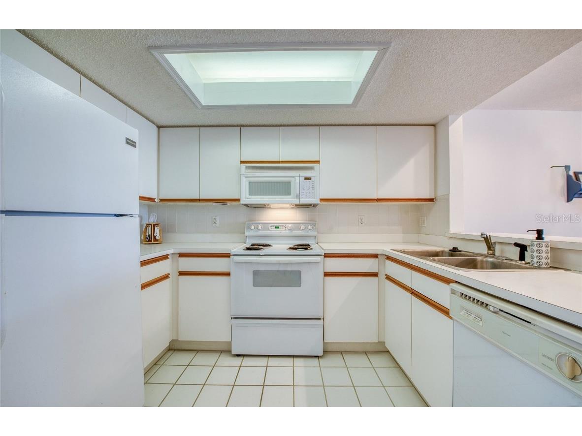 285 Madeira Circle Tierra Verde FL 33715 - TAMPA BAY TB8443744 image8