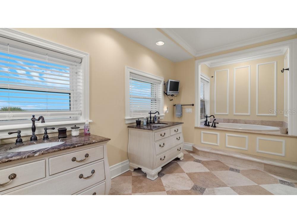 285 Ocean Shore Boulevard Ormond Beach FL 32176 V4945386 image20