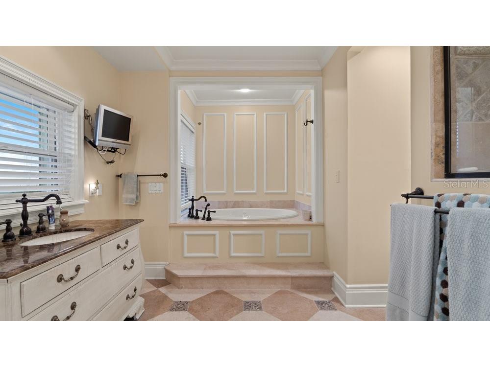 285 Ocean Shore Boulevard Ormond Beach FL 32176 V4945386 image21