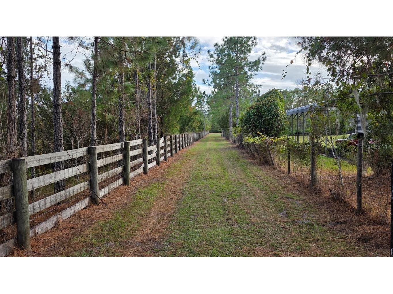 285 Olmstead Road Pierson FL 32180 V4946143 image1
