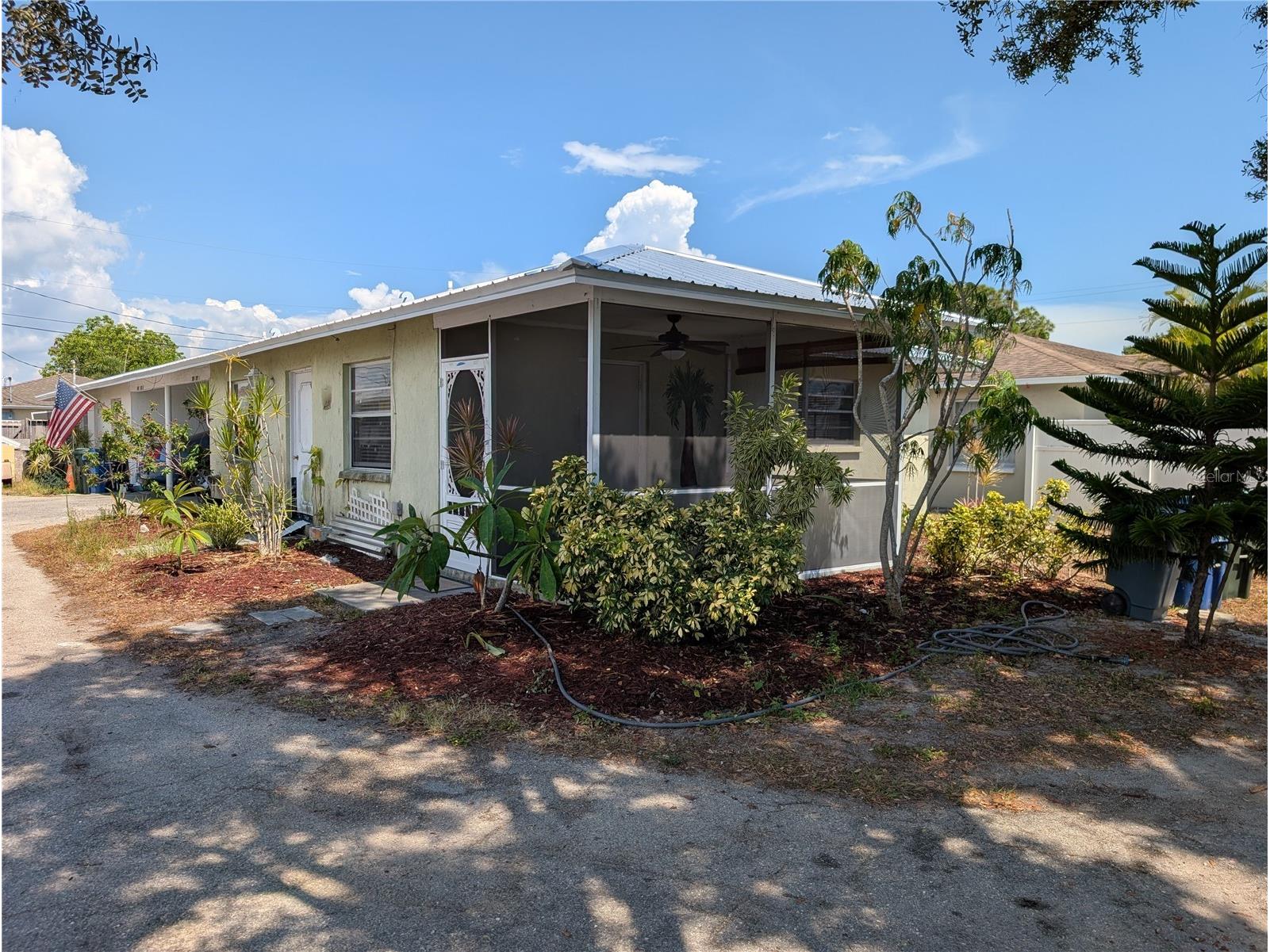 285 S Mccall Road Englewood FL 34223 C7528228 image1