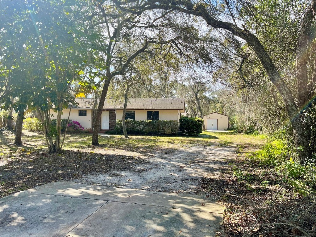 285 W 2nd Street Chuluota FL 32766 O6308861 image1